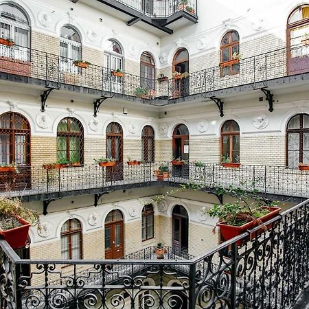 Cape Code Apartment Budapest Eksteriør billede