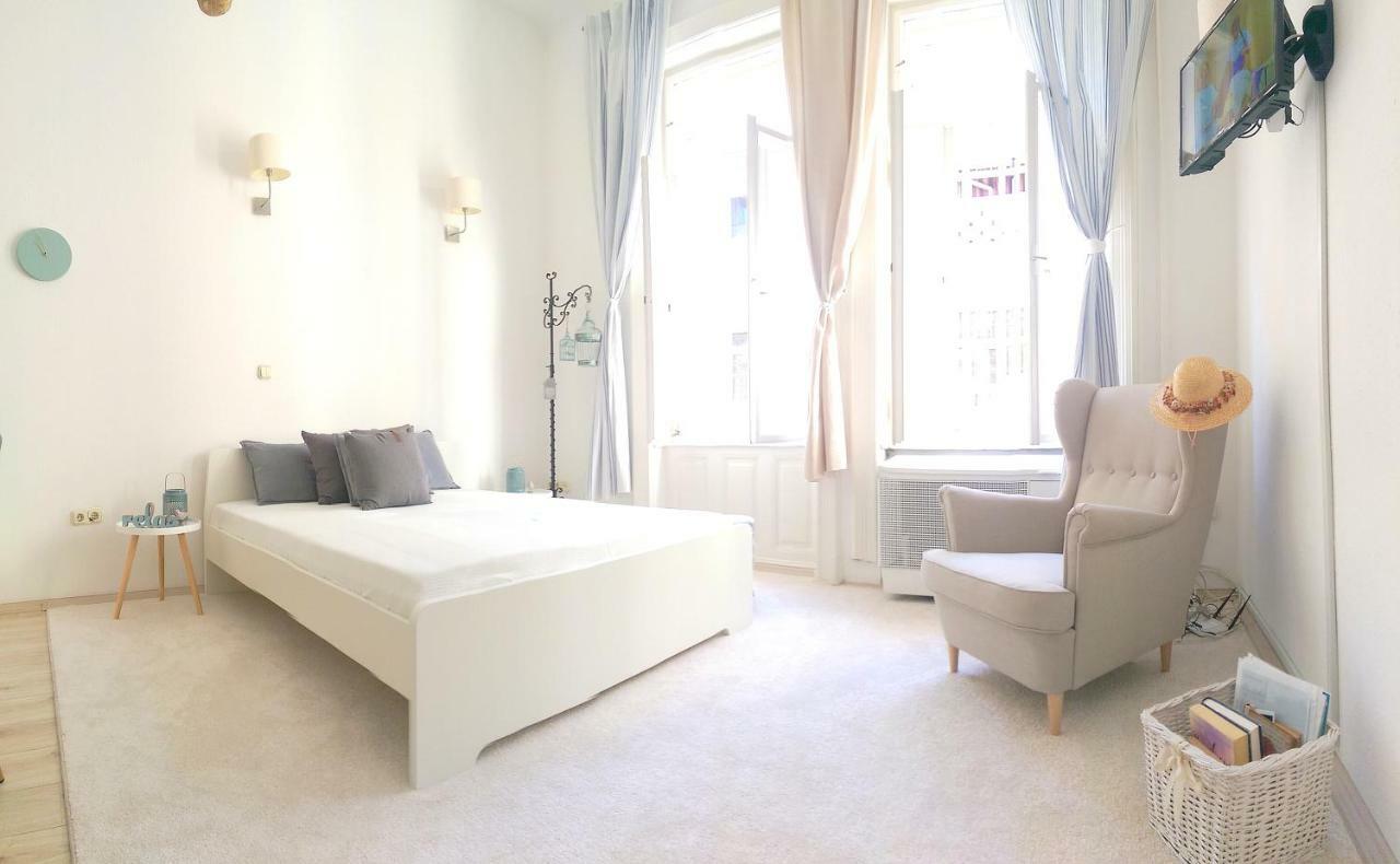 Cape Code Apartment Budapest Eksteriør billede